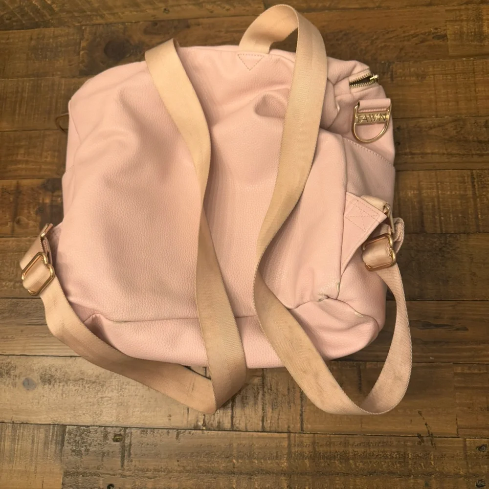 Fawn Design stylish pale
